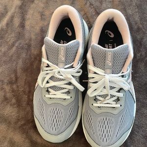 ASICS sneakers Women’s size 11